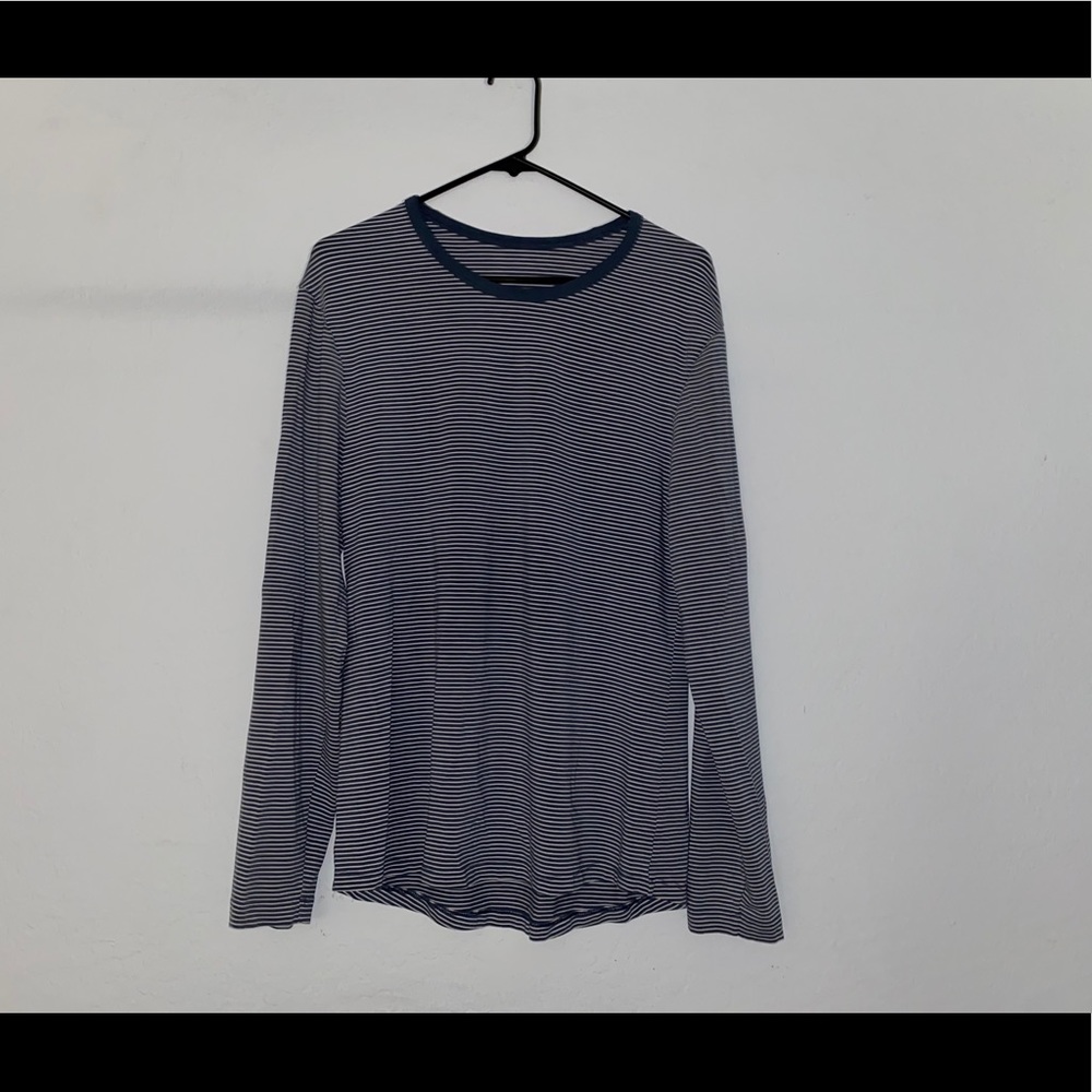Lululemon 5 year basic LS shirt